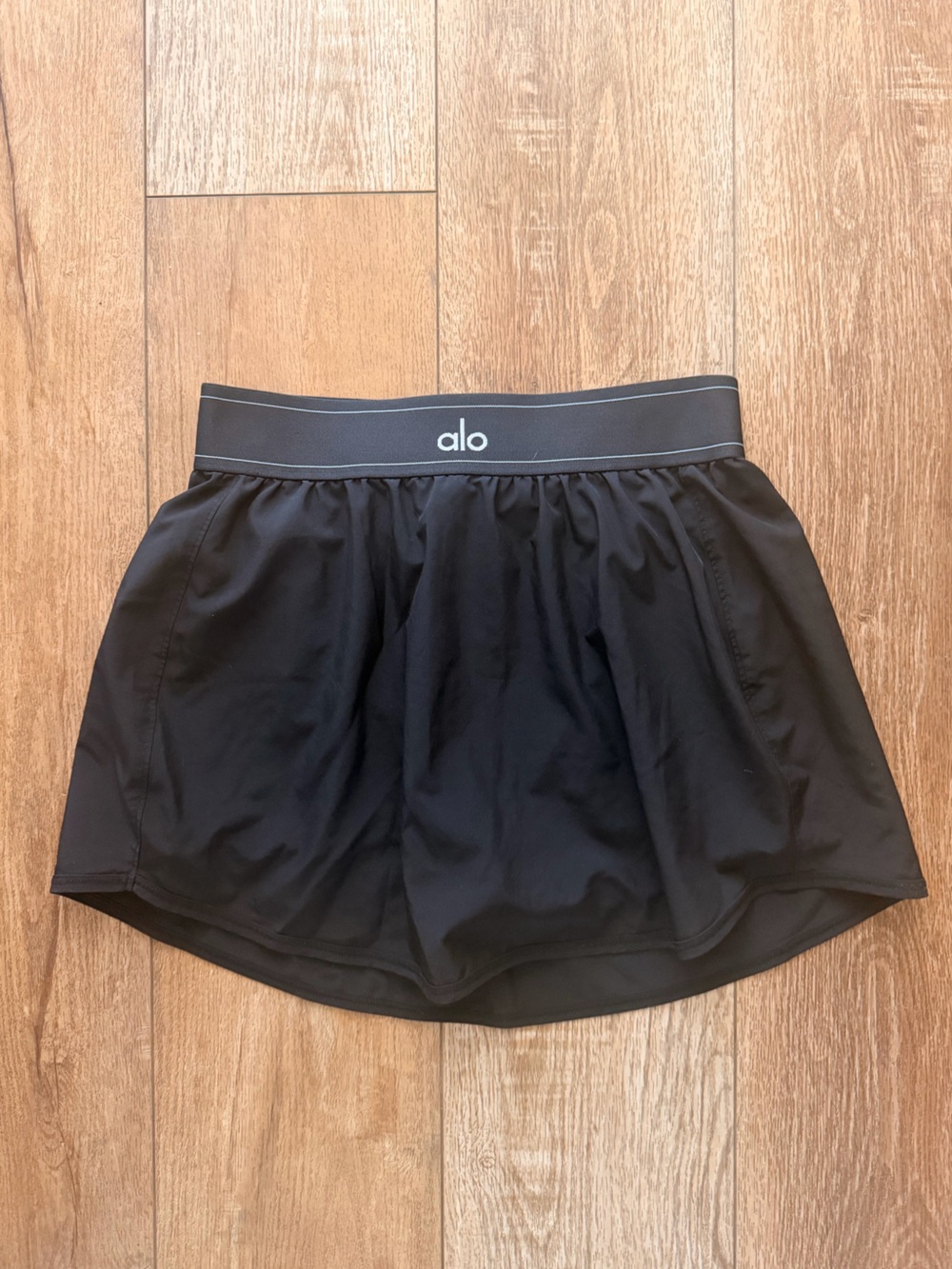 ALO Yoga Black Athletic Tennis Skort with Elastic Waistband